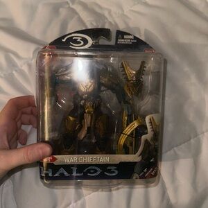 NEW 2008 Halo 3  - War Chieftain Figure - Series 3 - Mcfarlane - Halo Campaign